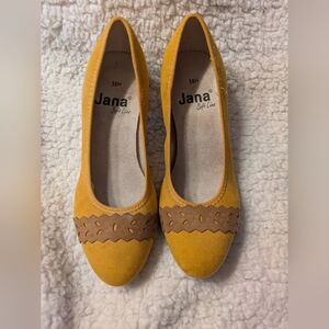 Soft Line Women's Mustard Heels